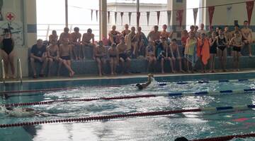 Okresní plavecké závody