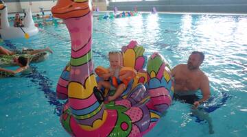 Velikonoce v bazénu začnou nadílkou pro děti