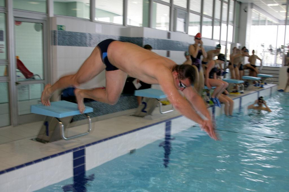 sportovci2 (1) | Sportovní bazén