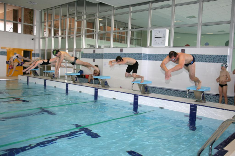 sportovci3 | Sportovní bazén
